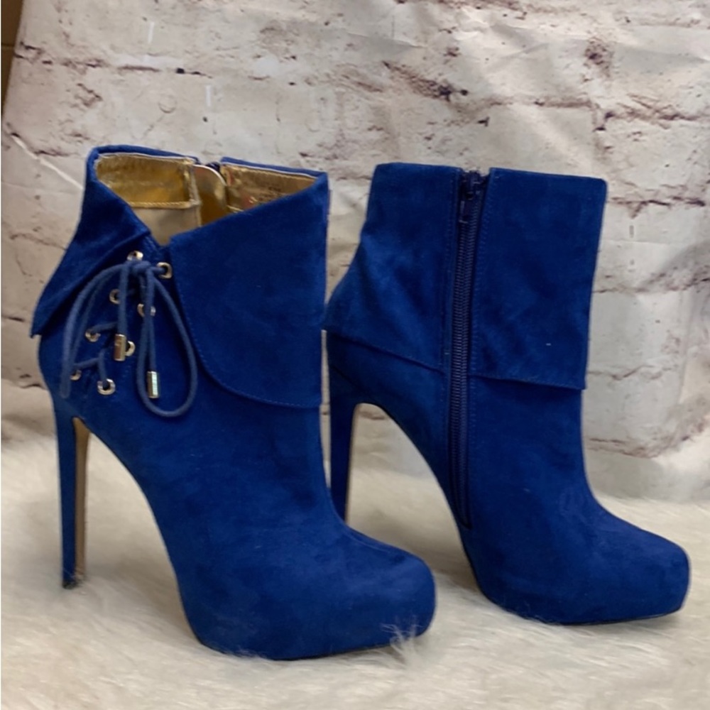 THalia Sodi OLIVIA blue suede booties 7,5